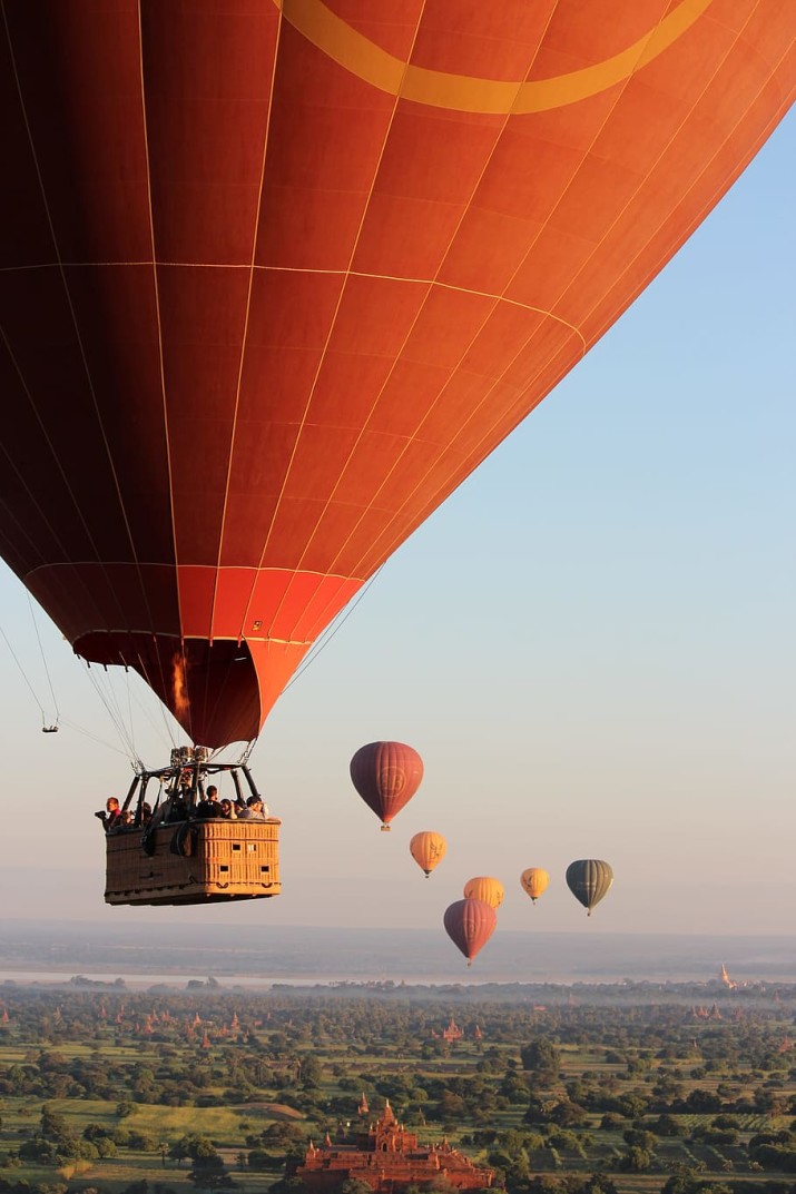 Book your hot air balloon ride online in Cappadocia for a once-in-a-lifetime adventure with breathtaking views and unforgettable memories